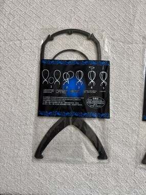 Collapsible Portable Plastic Wig Stand Holder for Display and Travel